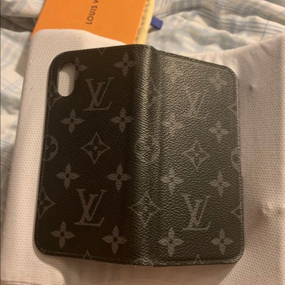 100% Louis Vuittion iPhone X case